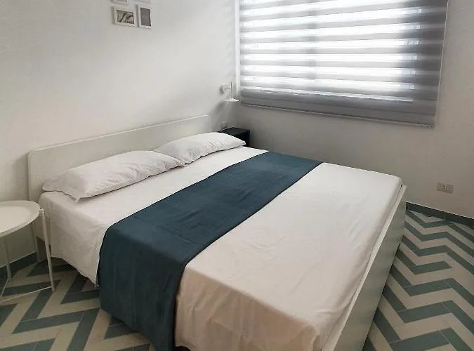 La Casa Di Mina 아파트 몬테 디 프로치다