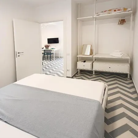 La Casa Di Mina Apartment *